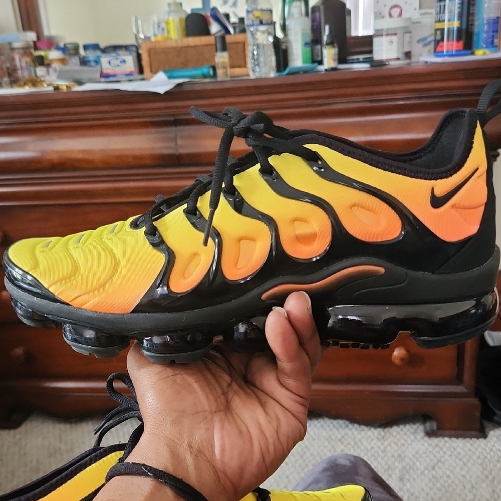 Nike Kids Air VaporMax Plus - Black and Orange